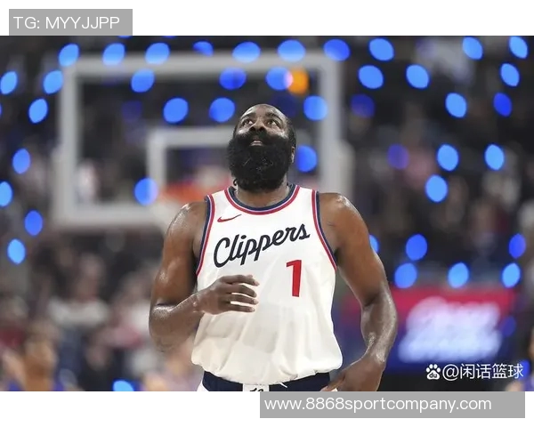 哈登谈球队首发调整探索有效组合不断优化无效阵容